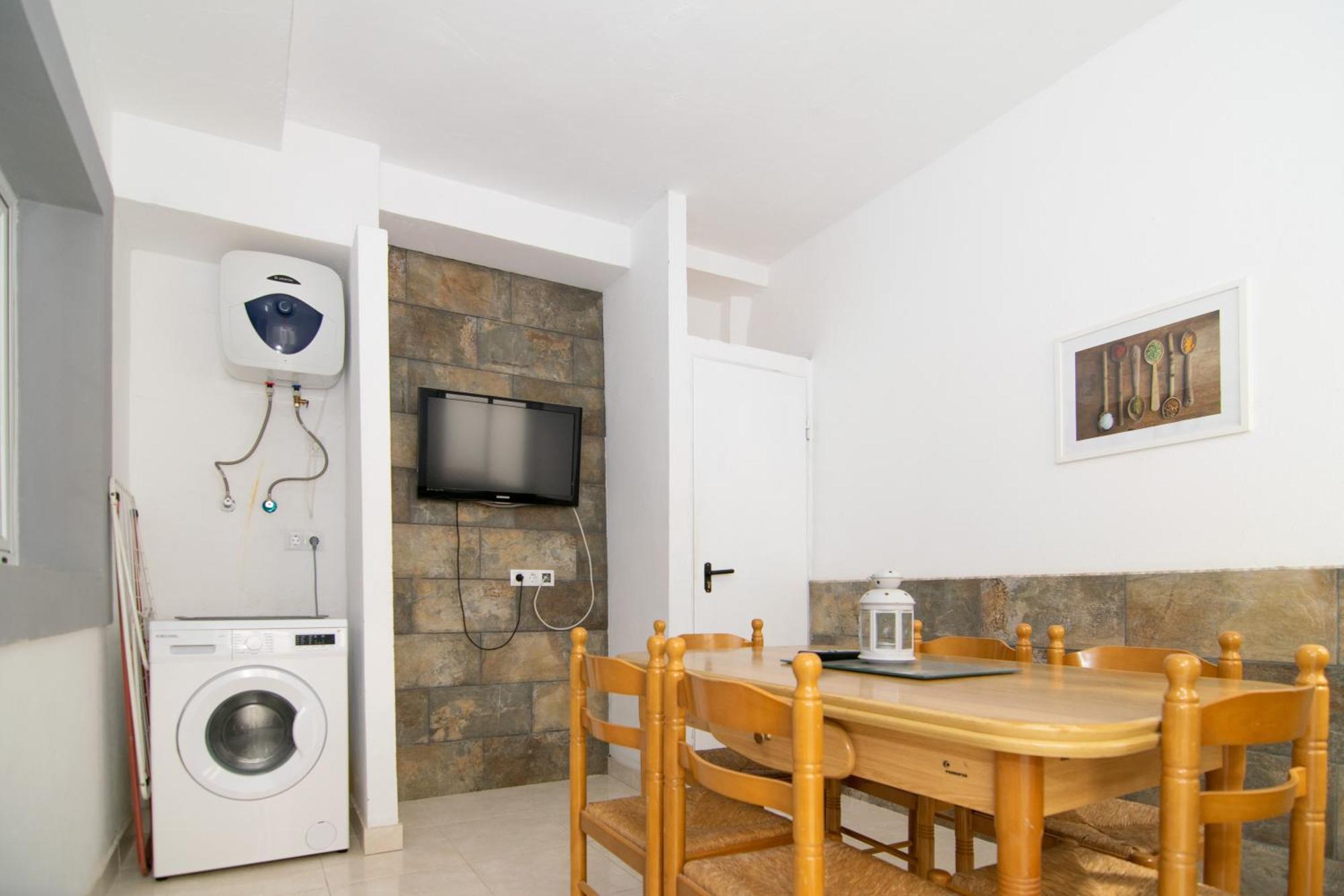The Safe Point Suites Castillo Castillo del Romeral Exterior photo