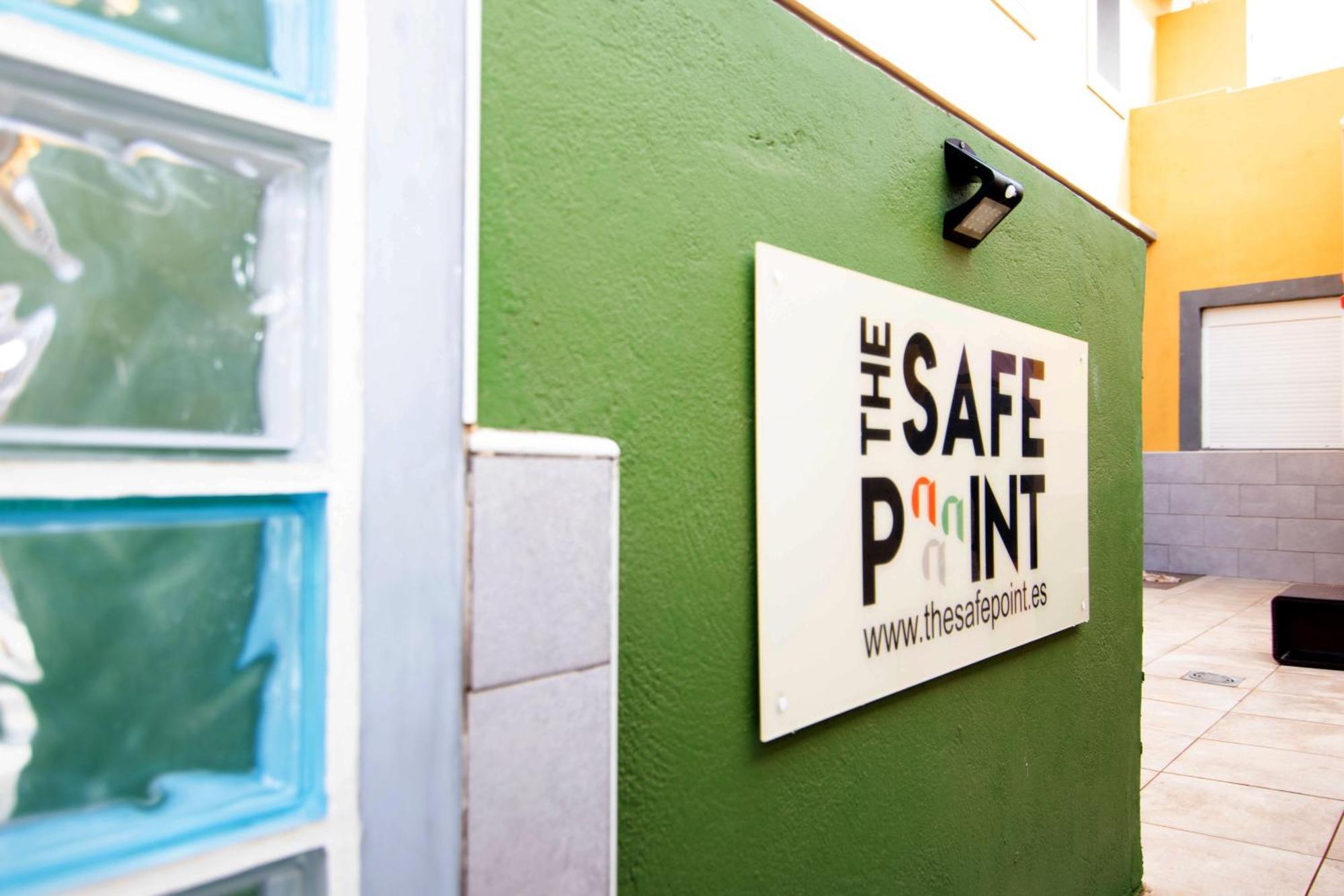 The Safe Point Suites Castillo Castillo del Romeral Exterior photo